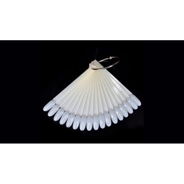Display Tips OVAL naturweiss an einem Ring (50 Stück)